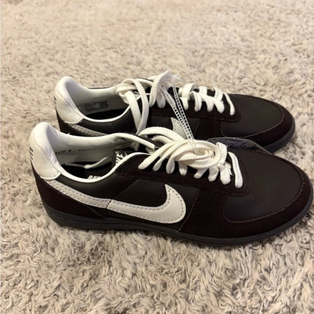 Nike Field General 82 SP Sneakers Mens Size 8 Brown White Like New HV5130SQ